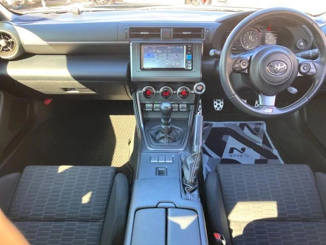 Toyota GR86 SZ photo 2