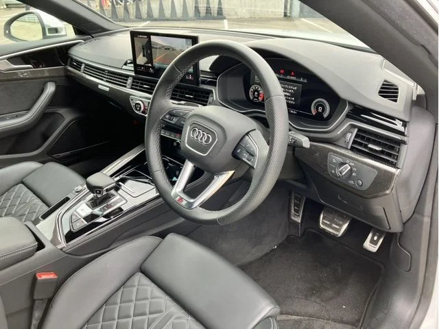 Audi AUDI S5 SPORTBACK ベースグレード photo 2