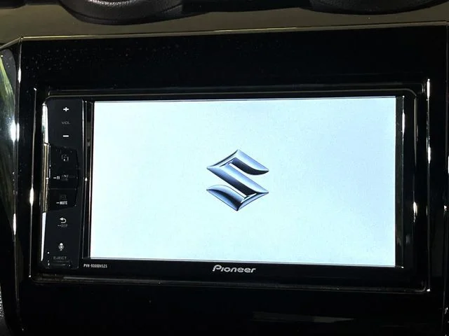 Suzuki SWIFT スポーツ photo 4