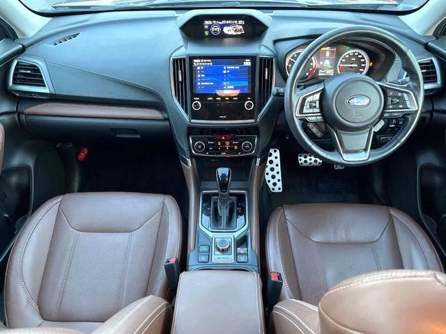 Subaru FORESTER アドバンス photo 2