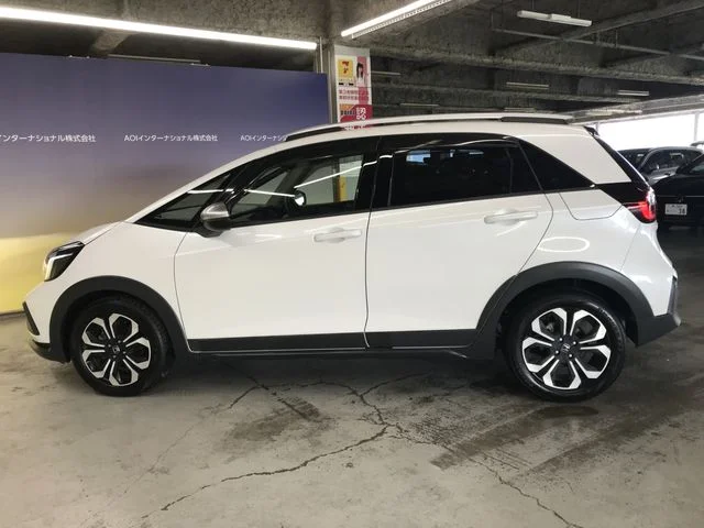 Honda FIT クロスター photo 3
