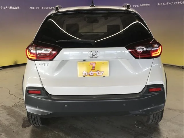 Honda FIT クロスター photo 4