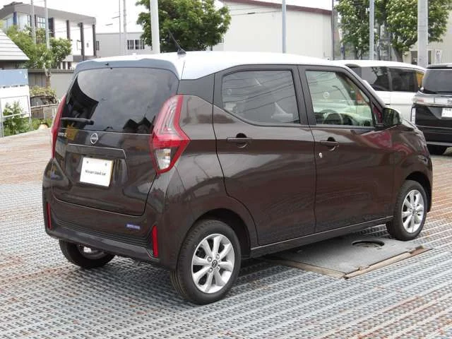 Nissan DAYZ 4WD X photo 2