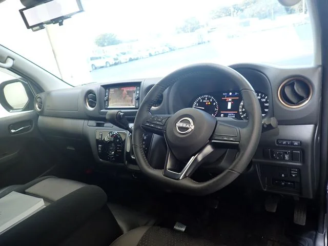 Nissan CARAVAN van 2WD グランドプレミアムGX　低床　ロング photo 2