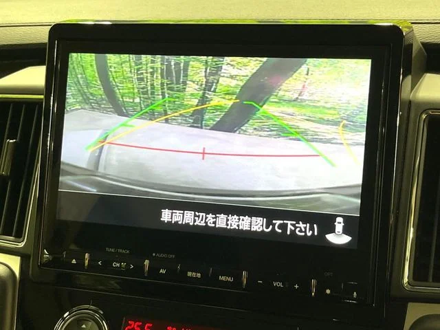 Mitsubishi DELICA D:5 4WD P photo 4
