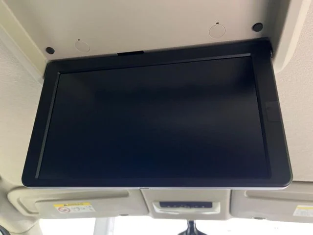 Nissan SERENA WG e−POWER　ハイウェイスター　V photo 3