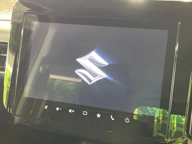 Suzuki Spacia GEAR ハイブリッドXZ photo 3