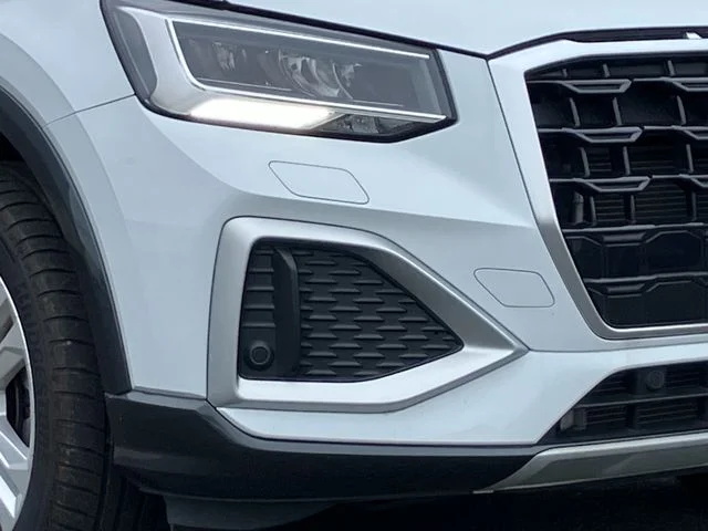 Audi AUDI Q2 35　TDI　アドバンスド photo 4
