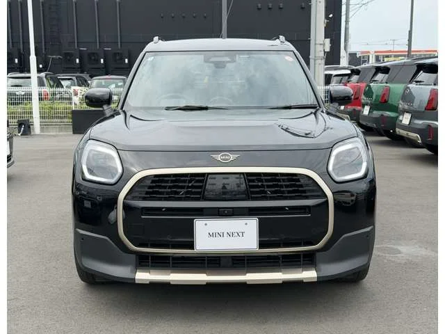 Bmw MINI COUNTRYMAN D photo 2