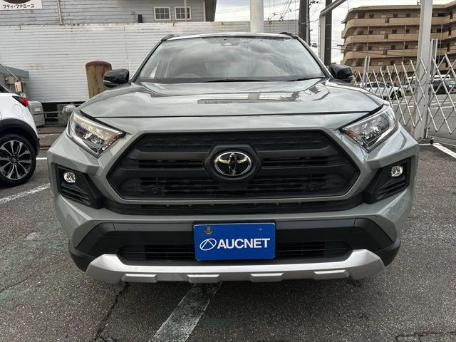 Toyota RAV4 4WD アドベンチャー photo 2