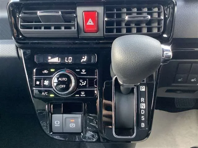Daihatsu TANTO CUSTOM X photo 2
