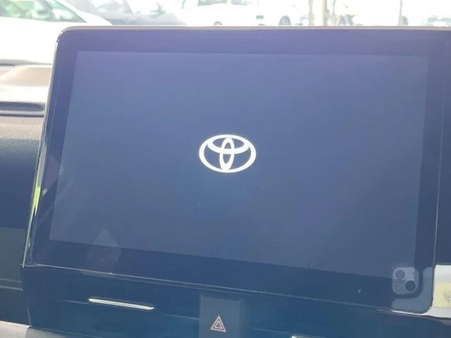 Toyota NOAH HYBRID S−G photo 3