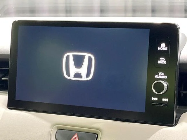 Honda VEZEL e:HEV プレイ photo 4