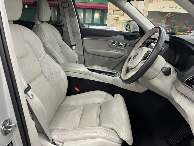 Volvo VOLVO XC90 B6　AWD　インスクリプション photo 4