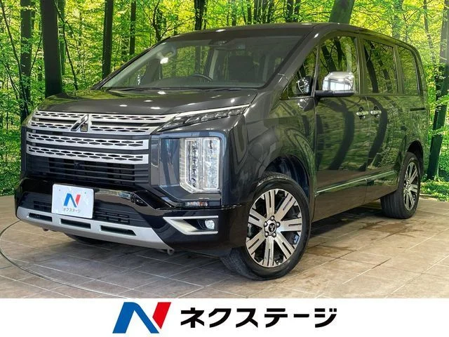 Mitsubishi DELICA D:5 4WD P 2023