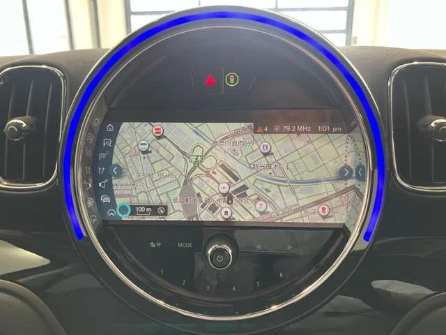 Bmw MINI COOPER D CROSSOVER ベースグレード photo 4