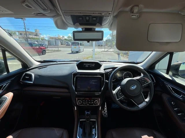Subaru FORESTER アドバンス photo 2