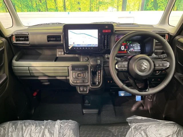 Suzuki Spacia GEAR ハイブリッドXZ photo 2