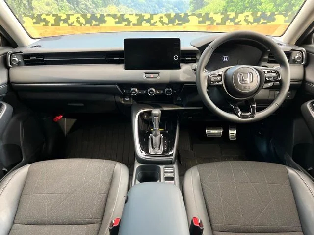 Honda VEZEL e:HEV Z photo 2