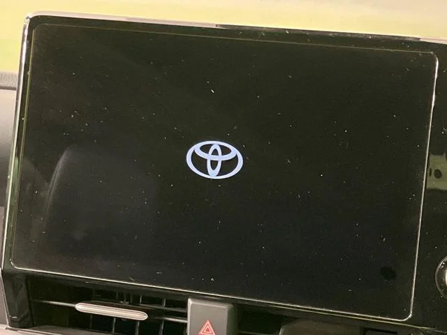 Toyota NOAH HYBRID S−Z photo 3