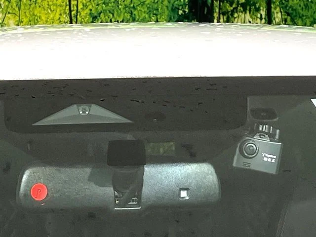 Mitsubishi OUTLANDER PHEV P photo 3