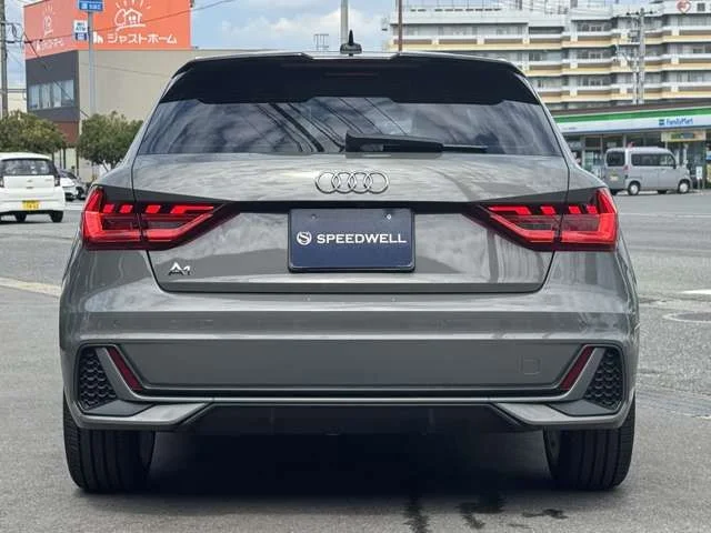 Audi AUDI A1 SPORTBACK 35　TFSI　Sライン photo 3