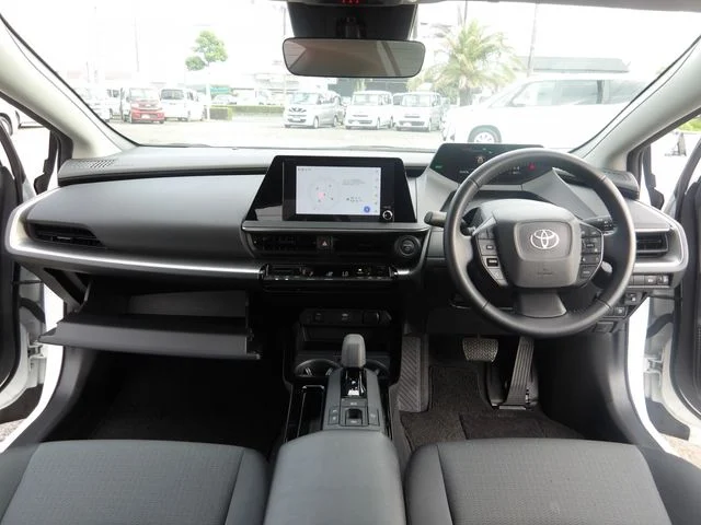 Toyota PRIUS X photo 2