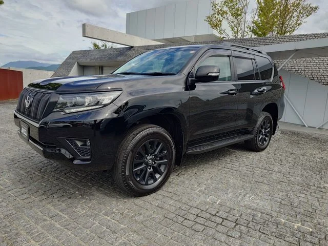 Toyota LANDCRUISER PRADO TX　Lパッケ　マットブラックEd photo 2