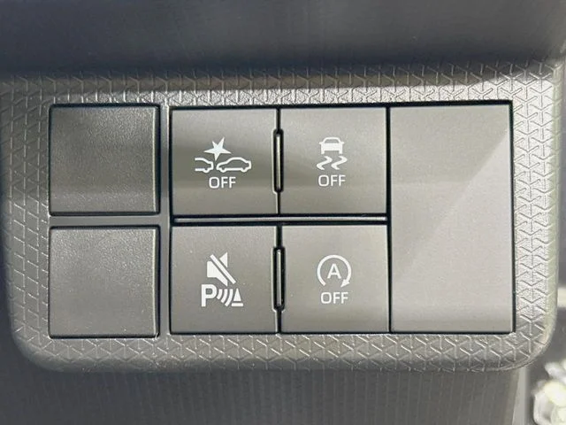 Daihatsu TANTO CUSTOM X photo 4