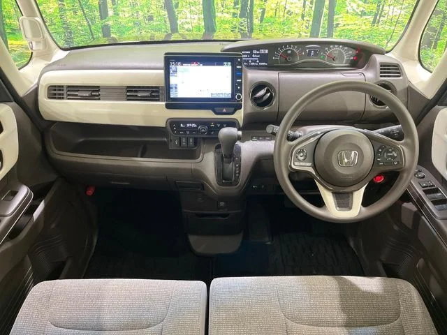 Honda N BOX L photo 2