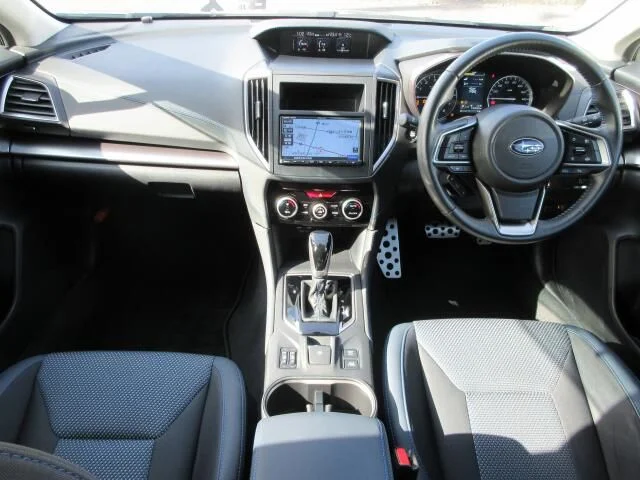 Subaru SUBARU XV HYBRID アドバンス photo 2