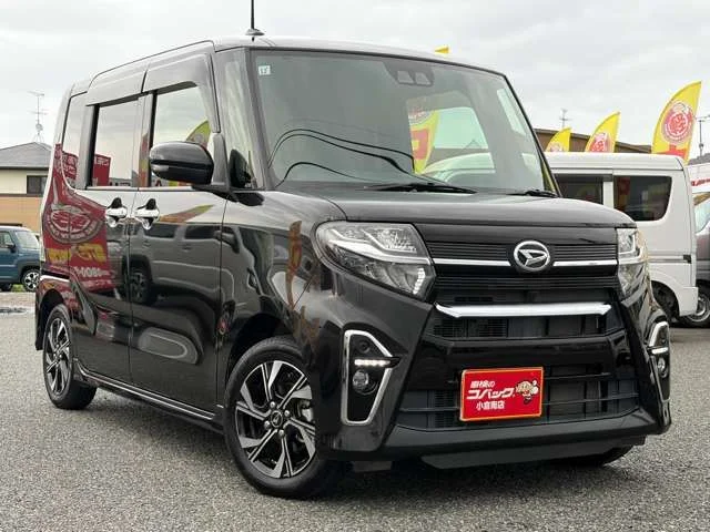 Daihatsu TANTO CUSTOM X photo 3
