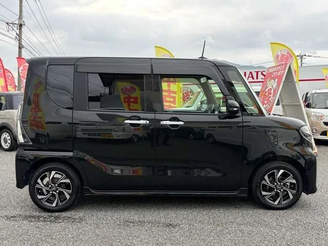 Daihatsu TANTO CUSTOM X photo 4