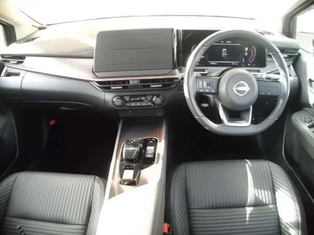 Nissan AURA G　FOUR　レザーエディション photo 3
