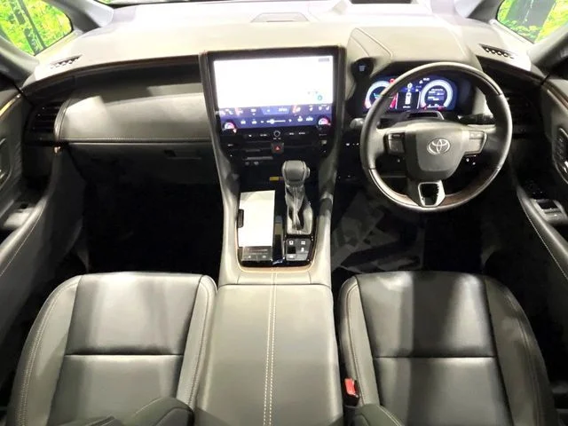 Toyota ALPHARD Z photo 2