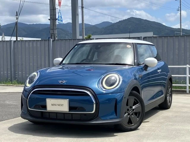 Bmw MINI COOPER D ベースグレード 2022