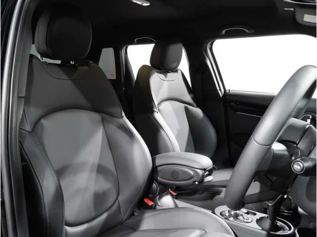 Bmw MINI COOPER S 5DOOR シャドー　エディション photo 4