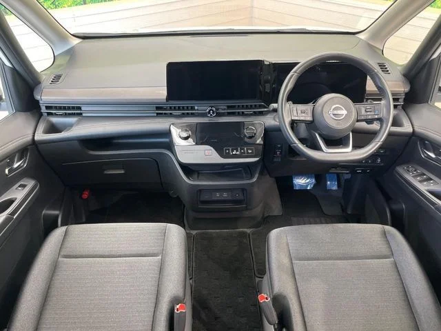 Nissan SERENA WG ハイウェイスター　V photo 2