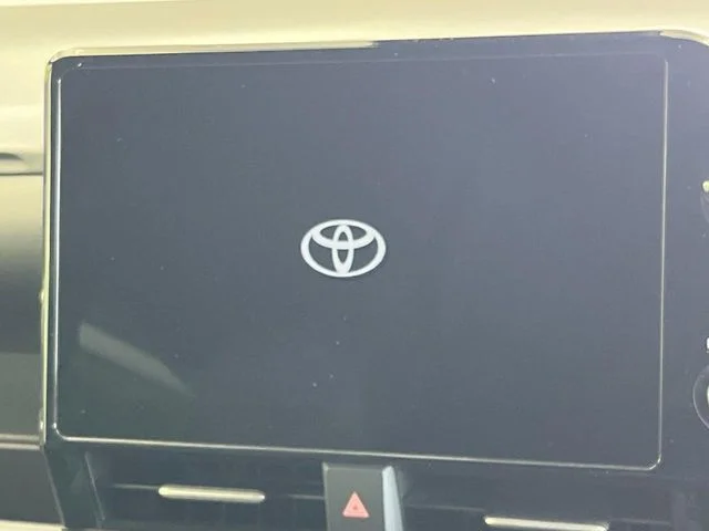 Toyota VOXY HYBRID S−Z photo 4