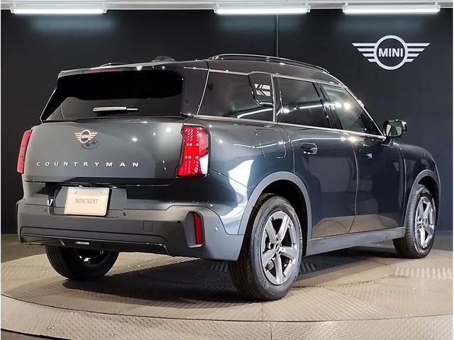 Bmw MINI COUNTRYMAN D photo 3