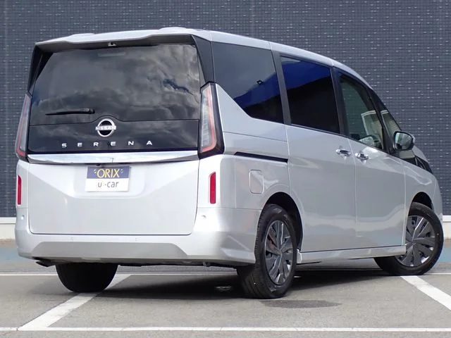 Nissan SERENA WG XV photo 3