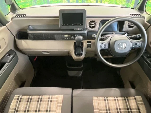 Honda N BOX JOY モノトーン photo 2