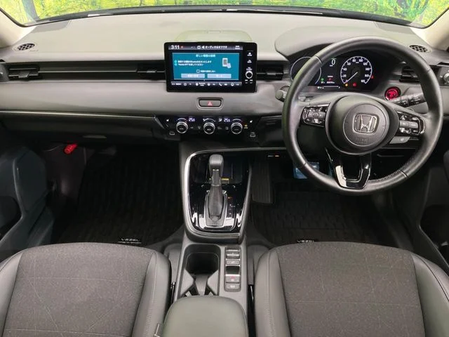 Honda VEZEL e:HEV Z photo 2