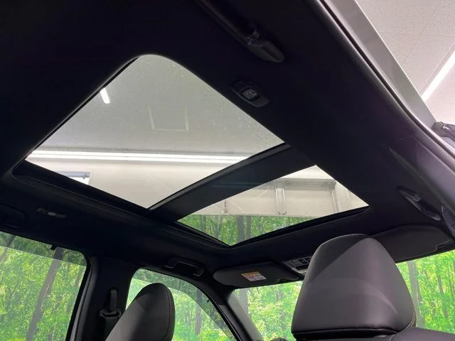 Mitsubishi OUTLANDER PHEV P photo 3