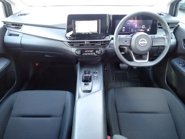 Nissan NOTE S photo 2