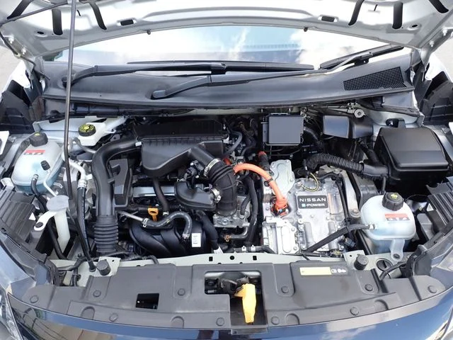 Nissan NOTE S photo 4