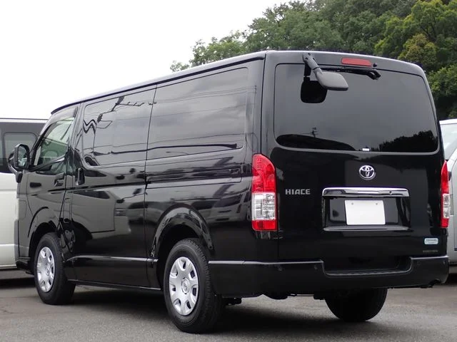 Toyota HIACE van 1.15t 2WD DX　GLパッケージ　3／6／9人乗り photo 4