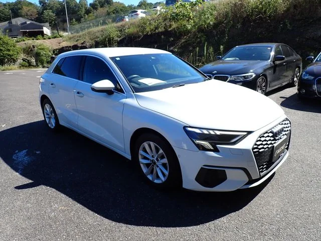Audi AUDI A3 SPORTBACK 30　TFSI photo 4