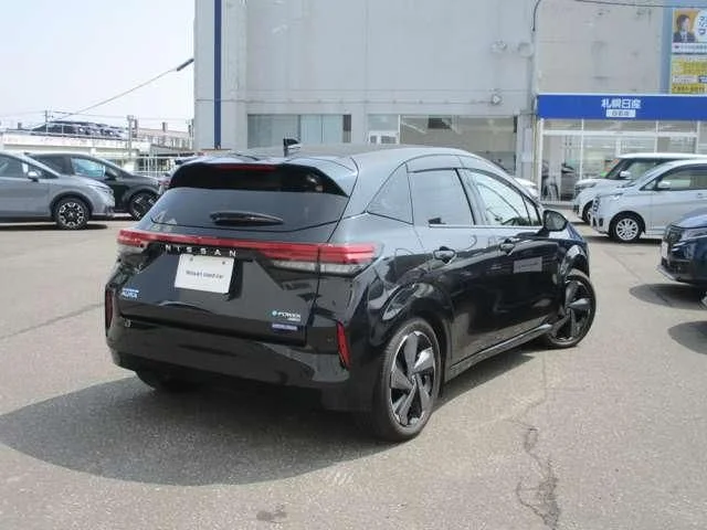 Nissan AURA G　FOUR photo 2