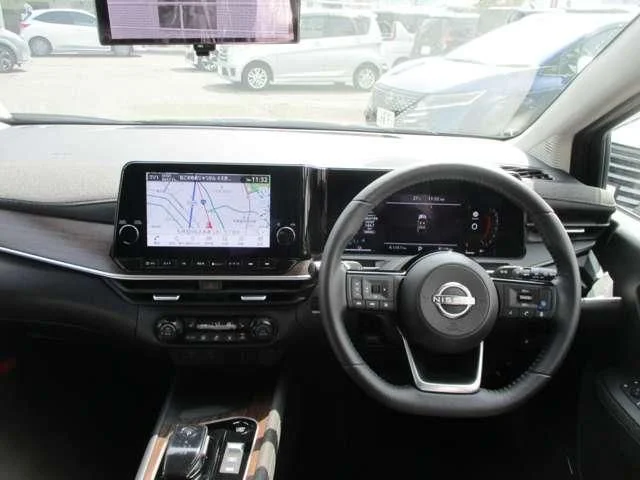 Nissan AURA G　FOUR photo 3